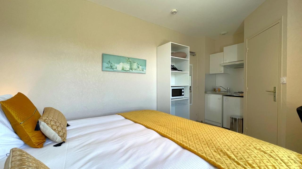 Hotel Des Quatre Saisons เกร็องด์ ภายนอก รูปภาพ