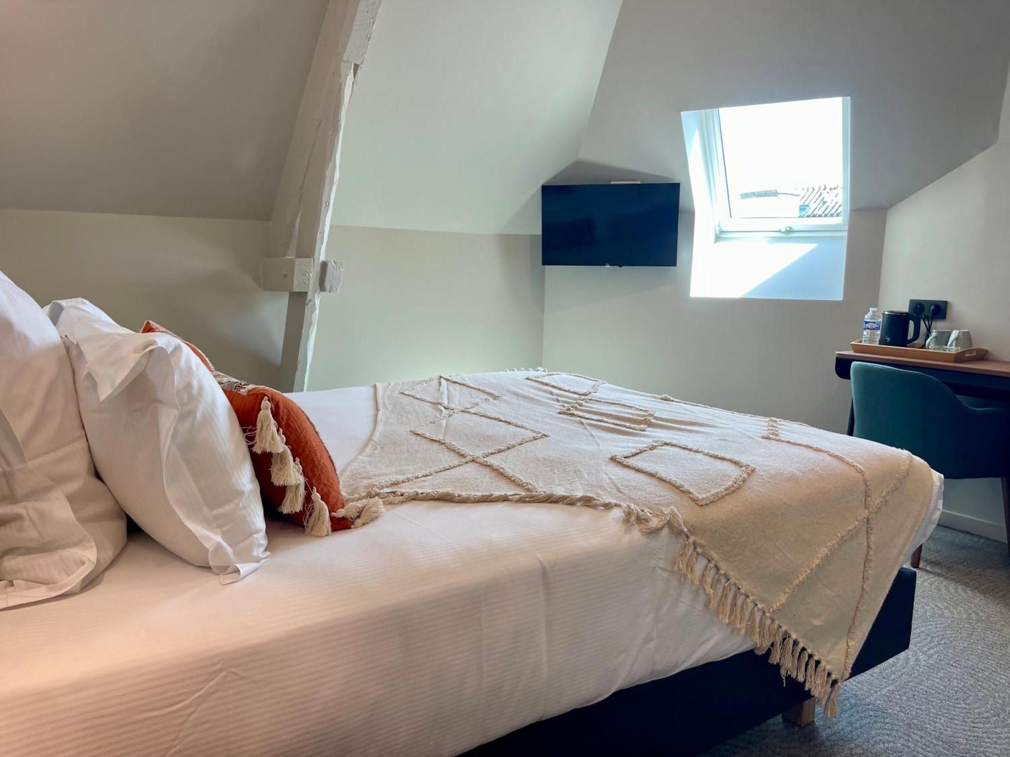 Hotel Des Quatre Saisons เกร็องด์ ห้อง รูปภาพ